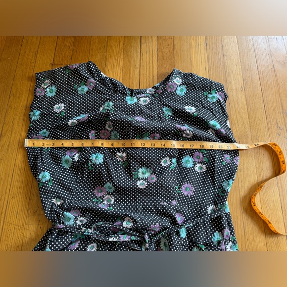 50s Vintage Black Cotton Housedress with Polkadots and flowers - Picture 6 of 7